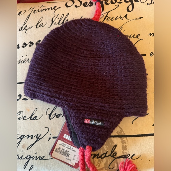Sherpa Adventure Gear Unisex One Size Jiri Wool Hat in Plum Fleece Lined - Picture 1 of 4